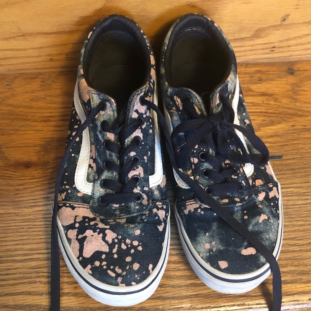 Vans size 4